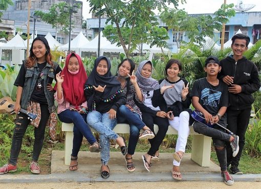 Jika sedang melintas di Kabupaten Bata