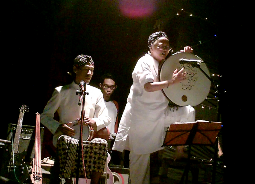 Di Kebun Ada Musik Hadirkan Spiritualitas Lewat Musik Bersama Saraswati Sunindyo