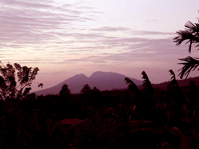 Kunjungi Tempat Ini Jika Tidak Ingin Bernasib Seperti Pahinggar Indrawan